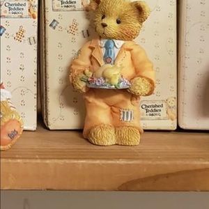 Cherished teddies